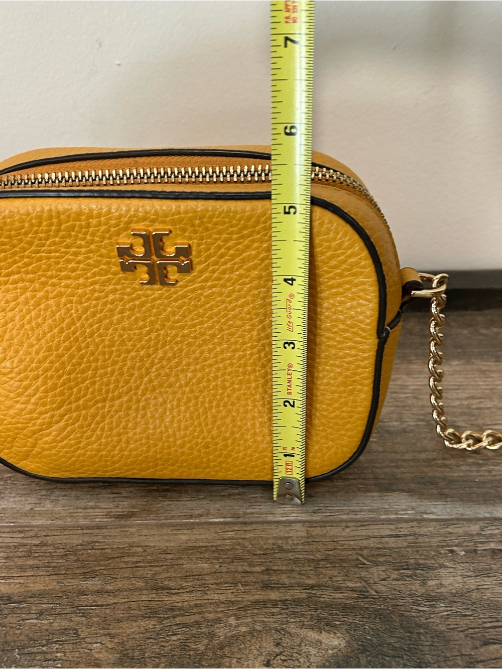 Tory Burch Mini Yellow Crossbody Bag Purse made in India. Gold tone hardware - Picture 5 of 11